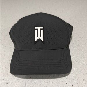 Nike Black Men's Hat with White Logo